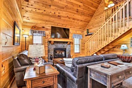Sevierville Cabin with Deck Near Pigeon Forge